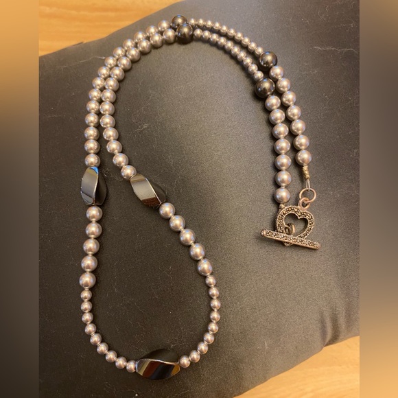Handmade brand new faux gray pearls with hematite beads. Measures 24 inches. - Picture 2 of 5
